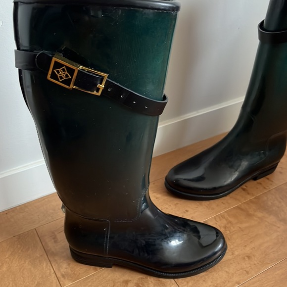 DÄV Green Ombré Rainboots - Picture 2 of 3